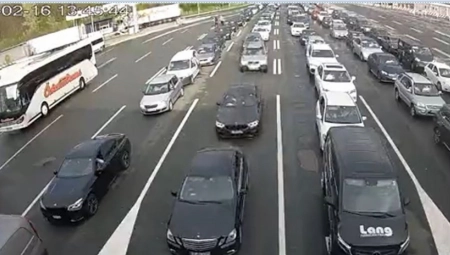 PRAZNICI POČELI Beograd bez zastoja, gužve ponegde van grada, evo kakva je situacija na graničnim prelazima