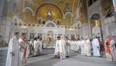 OVO JE ISTORIJSKA ODLUKA SPC "Nanet težak udarac Vaseljenskoj patrijaršiji"