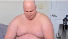 SVAKO MOŽE DA IMA ZGODNO TELO: Ugojio se 45 kilograma kako bi da lako može da smrša, sad izgleda fenomenalno (FOTO)!