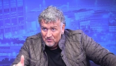 NE DAO BOG NIKOME! "Mama stavila jambolije preko prozora, ako udari granata da nas ne povredi", prisetio se Maca u suzama