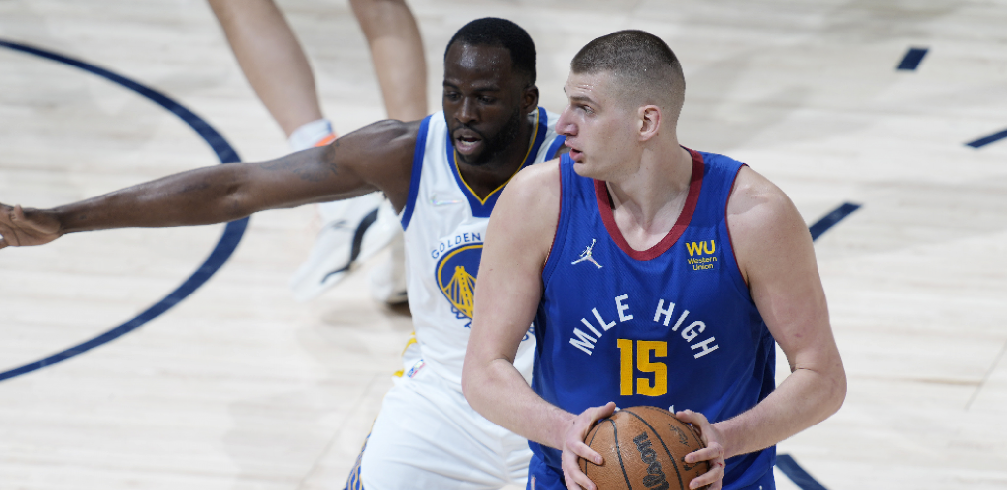 KRAJ JEDNE ERE Najomraženiji igrač lige odbio Golden Stejt