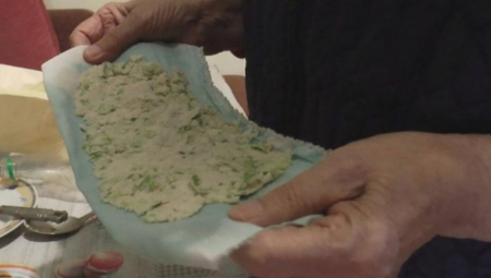 VEKOVIMA SE KORISTI ZA LEČENJE PLUĆA Kao oblog ili piće rešava problem bronhitisa i hroničnog kašlja za manje od 24 sata