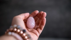 KAKO KRISTALI UTIČU NA LJUDE? Mnogi tvrde da im je sve krenulo nabolje čim su ga stavili oko ruke!