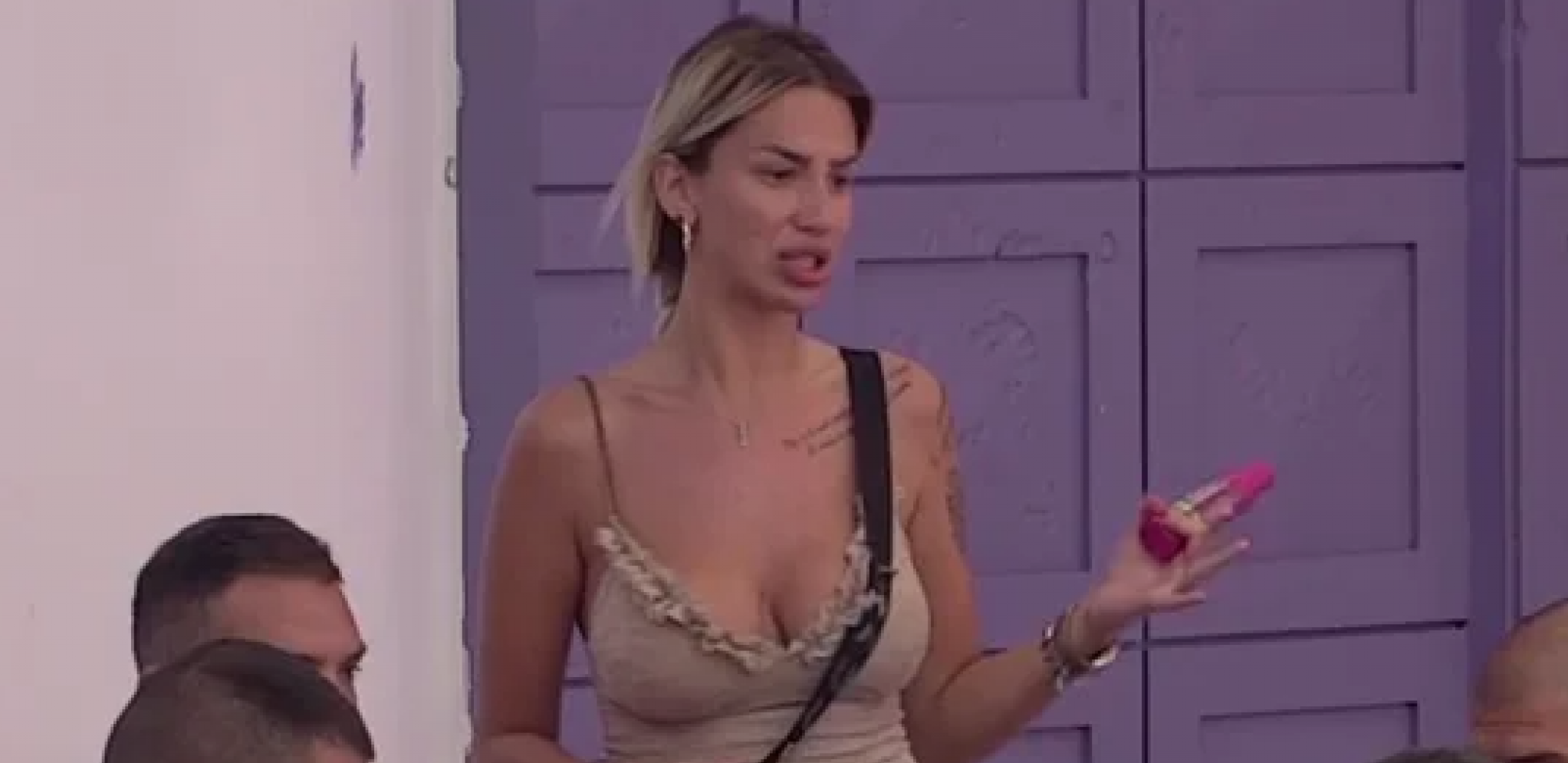 NEMOJTE ME GLEDATI SA ŽALJENJEM Aleks poludela zbog Dalile i Dejana, pa se obratila zadrugarima