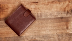 NE ZNATE KOJU BOJU NOVČANIKA DA IZABERETE? Evo zbog čega crvenu treba da zaobiđemo