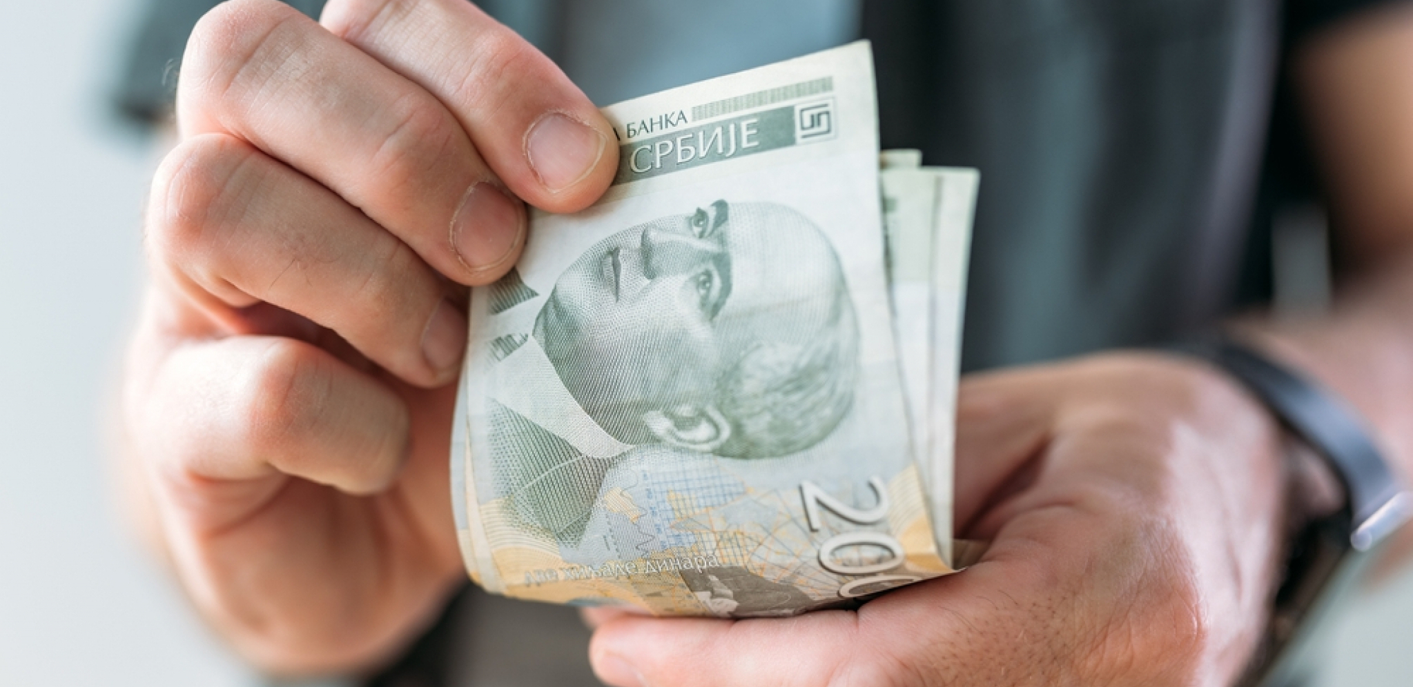 OSLOBODITE SE DOZVOLJENOG MINUSA I KREDITA Najbolji stručnjaci su dali ove savete građanima Srbije