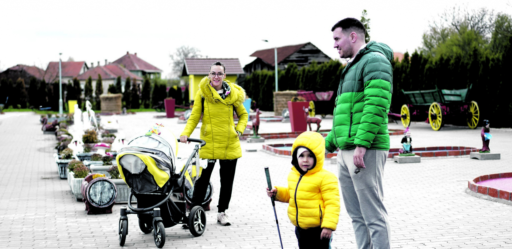 IZAŠLI SMO IZ LAVIRINTA Alo! u poseti nesvakidašnjem zabavnom parku u Batočini, jedinstvenom na Balkanu, koji privlači i decu i starije