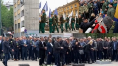 SRPSKE MAJKE OPLAKIVALE DECU, ZELENE BERETKE SLALE RATNOHUŠKAČKE PORUKE Obeleženo 30 godina od mučkih ubistava u Dobrovoljačkoj ulici