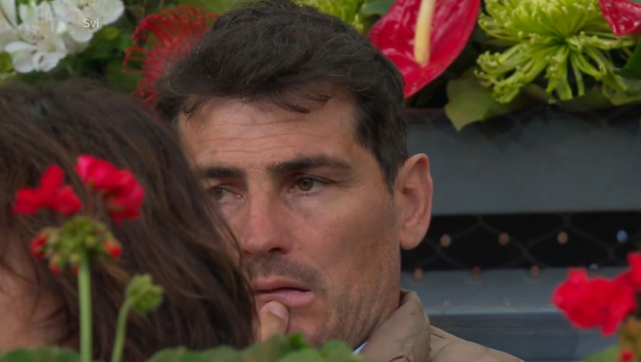 KASILJAS ŠOKIRAO IZJAVOM Španac objavio da je gej, odmah se oglasio i Pujol (FOTO)