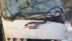 NESREĆA U CRNOJ GORI Autobus sa studentima iz Severne Mitrovice sudario se sa kamionom