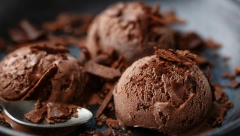 Savršena poslastica: Sladoled od čokolade i ruma
