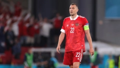 RUS ISPROZIVAO CRVENO-BELE Čuveni reprezentativac poručio Dzjubi: Zašto bi išao u tamo neku Zvezdu?