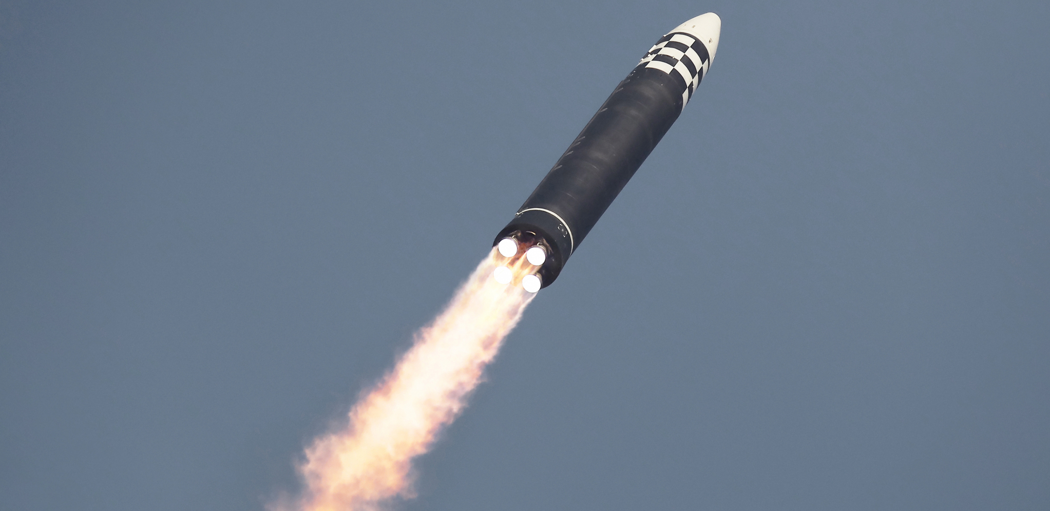 UZBUNA NA OSTRVU Severna Koreja ispalila projektile