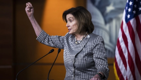 ŽESTOKE KRITIKE PELOSI "Najgora! Razbesnela je Kinu"