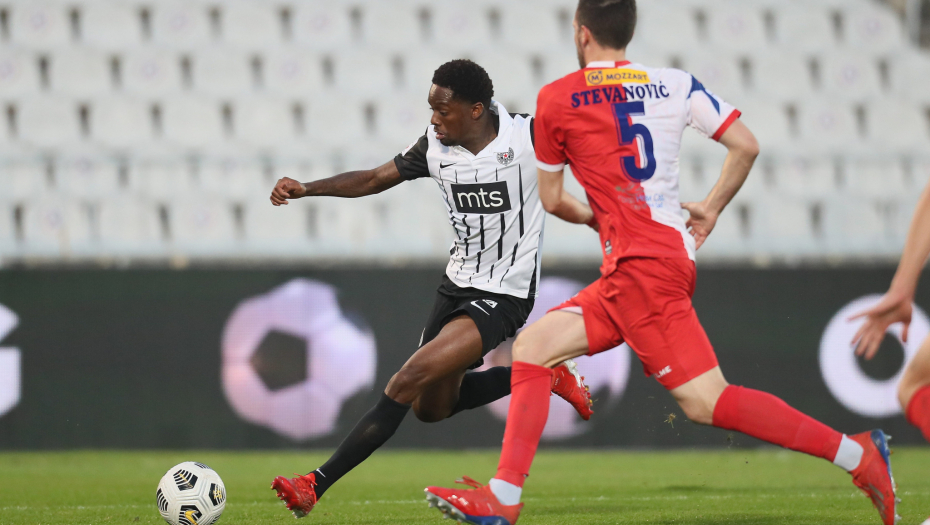 PARTIZAN PRESTIGAO ZVEZDU Crno-belima dovoljno poluvreme za pobedu protiv Vojvodine