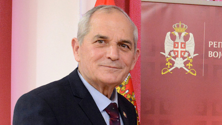 SVI NA GOTOVS! Milomir Miladinović, general-potpukovnik u penziji, oduševljen Vučićevim predlogom: Treba nam mlada vojska  za mir, ne za rat!