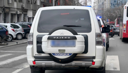 IZGOVARAO JEZIVE REČI Napadač pijan zverski pretukao profesorku u Novom Sadu: A evo šta je umislio!