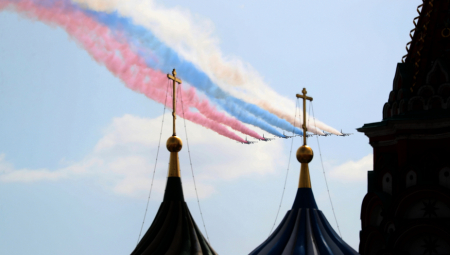 UPRKOS SVEMU, RUSIJA PROFITIRA Ceo svet joj za vratom, ova jedna svetla tačka može promeniti sve