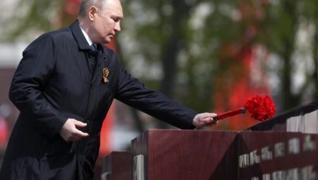 DAN RUSIJE Moskva ima brutalnu poruku za Zapad! (FOTO/VIDEO)