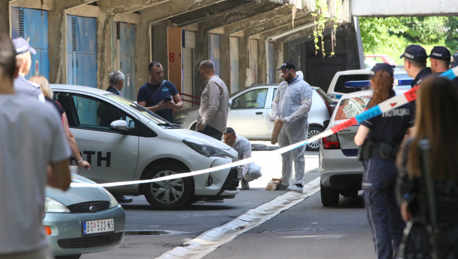DOSTAVLJAČ HRANE IZREŠETAO VELJINOG VOJNIKA U TERETANI Brutalna mafijaška likvidacija kavčanina i navijača Rada na Banjici u Beogradu (FOTO)