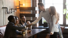 ZNATE LI ŠTA LJUDI MISLE O VAMA KADA VAS PRVI PUT SRETNU? Odgovorite na ova pitanja i saznajte kakav utisak ostavljate