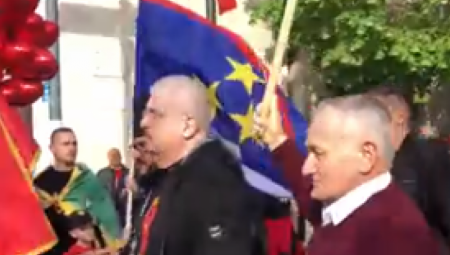 ČANAK NA CETINJU ŠIRI MRŽNJU PREMA SRBIJI Klicanje jezivog nacističkog slogana iz Drugog svetskog rata i to na Dan pobede (VIDEO)