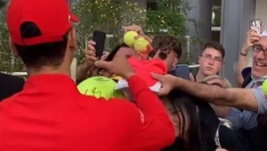 NOVAK NAPRAVIO HAOS U RIMU Navijači ga ugledali, a onda je sve počelo (VIDEO)
