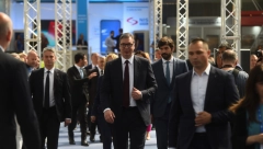 PREDSEDNIK VUČIĆ OTVORIO SAJAM AUTOMOBILA Ponosan sam na Beograd i Srbiju, svako značajno ime auto industrije danas je ovde