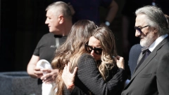 U DANU VIDOJEVE SMRTI IZNETE STVARI MILIONSKE VREDNOSTI IZ STANA? Miša Grof zabranio ulaz Nikolini Pišek, evo kakav haos se dešavao!