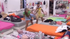 TUČA DALILE I FILIPA Car brutalno odgurnuo Dalilu, izgovorio joj stravične stvari, prekinuta emisija zbog njihovog sukoba (FOTO)