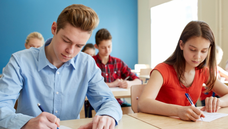 VAŽNA INFORMACIJA ZA MATURANTE Danas počinje onlajn prijava za polaganje prijemnog ispita za gimnaziju i umetničke škole