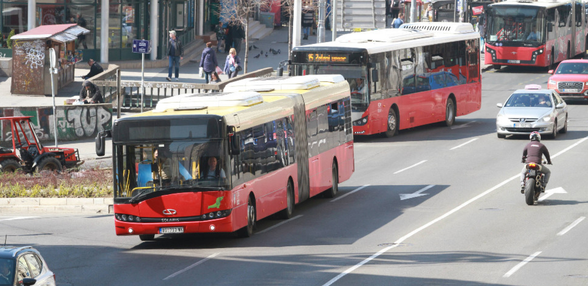 IZMENE U JAVNOM PREVOZU Na pojedinim linijama potpuna obustava saobraćaja