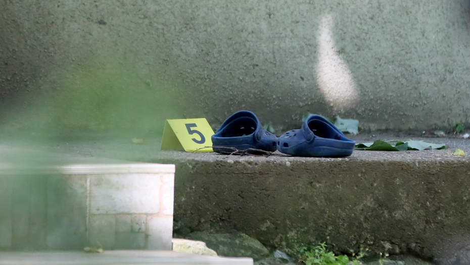 SINA NE SPOMINJE, A PITA ZA SVOJE NOGE Evo kakvo je stanje majke i deteta sa Mirijeva