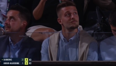 ZVIŽDUCI SRBINU U RIMU Publika burno reagovala, nisu bili oduševljeni što vide našeg reprezentativca (FOTO)