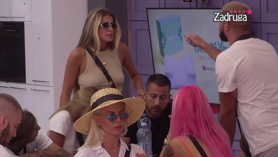 KLANJAO SI 24 SATA  Dalila iznela šokantne detalje braka sa Dejanom, Dragojević otkrio pravu istinu