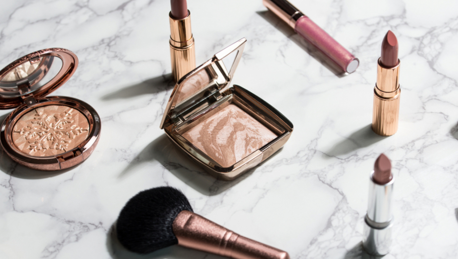 OVIM TRIKOM NAGLASIĆETE POGLED Potreban vam je samo jedan proizvod