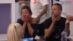 NESVAKIDAŠNJA SITUACIJA U RIJALITIJU! Produkcija momentalno reagovala i nagradila Sandru Rešić, zadrugarka nije mogla da zadrži suze