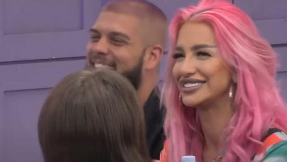 ŠOK, ŽENI SE DEJAN DRAGOJEVIĆ! Voditelj saopštio odluku produkcije, Dalila zanemela, nastao muk u Beloj kući