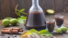 RECEPT ZA ORAHOVAČU STAR 90 GODINA: Jača imunitet i rešava probleme sa želucem i štitastom žlezdom