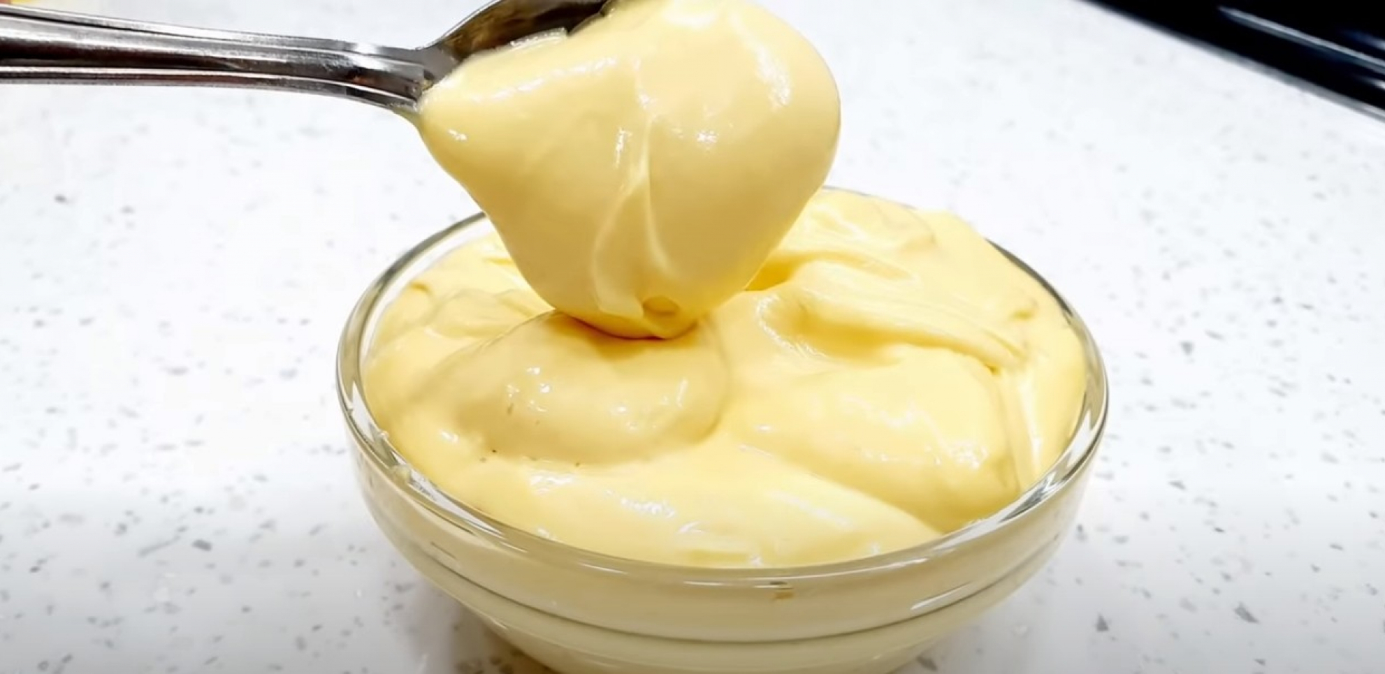 Čini čuda: Maska od majoneza za jaku kosu