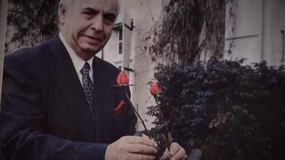 NAPRAVITE ČAJ NAZVAN "NAPITAK SREĆE" Francuski travar otkrio tajni recept kojim je lečio papu