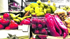 UBEDLJIVO NAJOTROVNIJE VOĆE I POVRĆE KOJE SRBI KUPUJU Toliko se prska pesticidima da ozbiljno šteti zdravlju! Samo na ovaj način ga možete oprati!