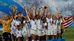 REVOLUCIJA U SVETU ŽENSKOG SPORTA Od sada će biti jednake sa muškarcima, fudbalerkama u Americi skače plata