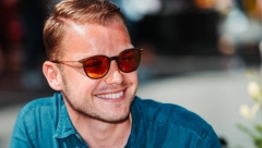 DRAŠKO PROŠETAO BANJALUKOM SA NEPOZNATOM DEVOJKOM Ne skidaju osmeh sa lica, svi se pitaju ko drži gradonačelnika ispod ruke (FOTO)