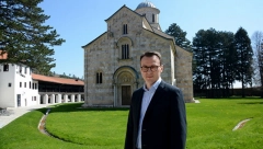 PETKOVIĆ: Priština već šest godina brutalno odbija da vrati zemlju Visokim Dečanima