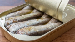 KO NE SME DA JEDE SARDINE? Ako imate ove tri bolesti, bilo bi bolje da ih izbegavate u širokom luku