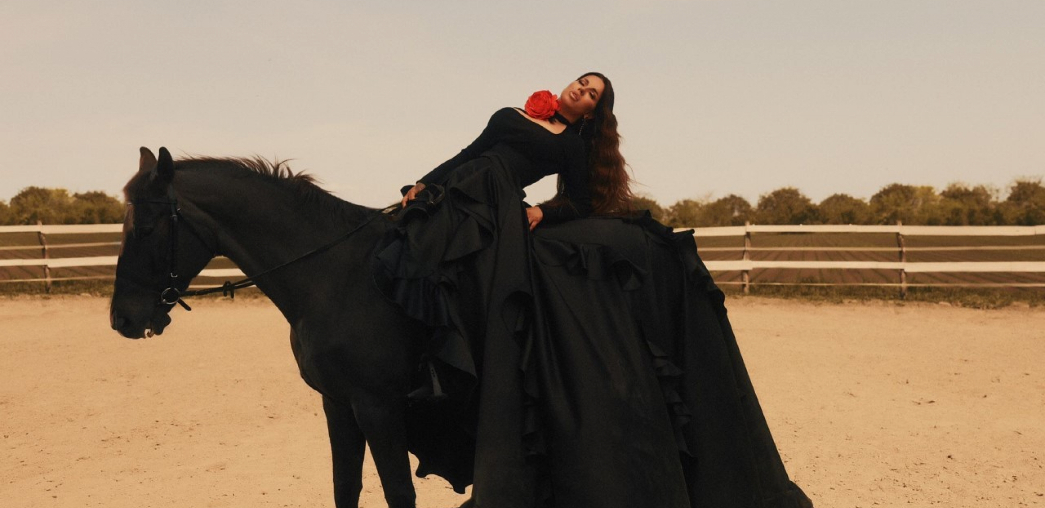 PREMIJERA! Pogledajte filmski spot Seke Aleksić za pesmu “Rana”, a nećete verovati ko je u glavnoj ulozi