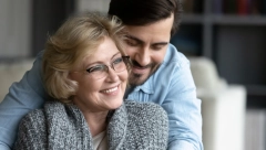 ISPOVEST SRBINA IZAZVALA HAOS NA MREŽAMA "Nisam džabalebaroš jer živim sa majkom, ali me ona stalno kontroliše"