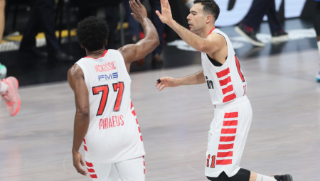 TRI MEČ LOPTE Olimpijakos slomio otpor PAO-a, na korak od titule