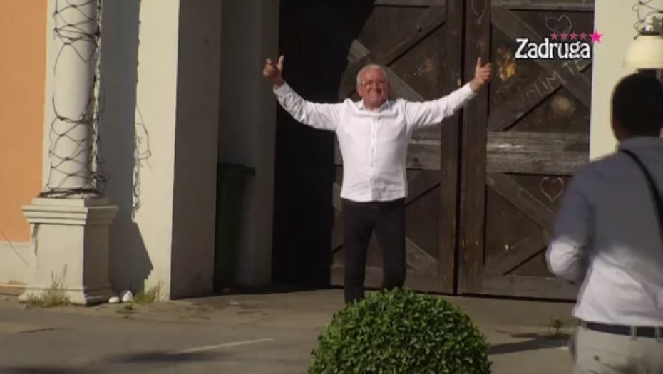 ERA OJDANIĆ UŠAO U ZADRUGU 5 Dalila pala u trans, a evo i ko je pevaču poleteo u zagrljaj, on mu se najviše obradovao (FOTO)